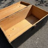 old large wooden trunk / vintage