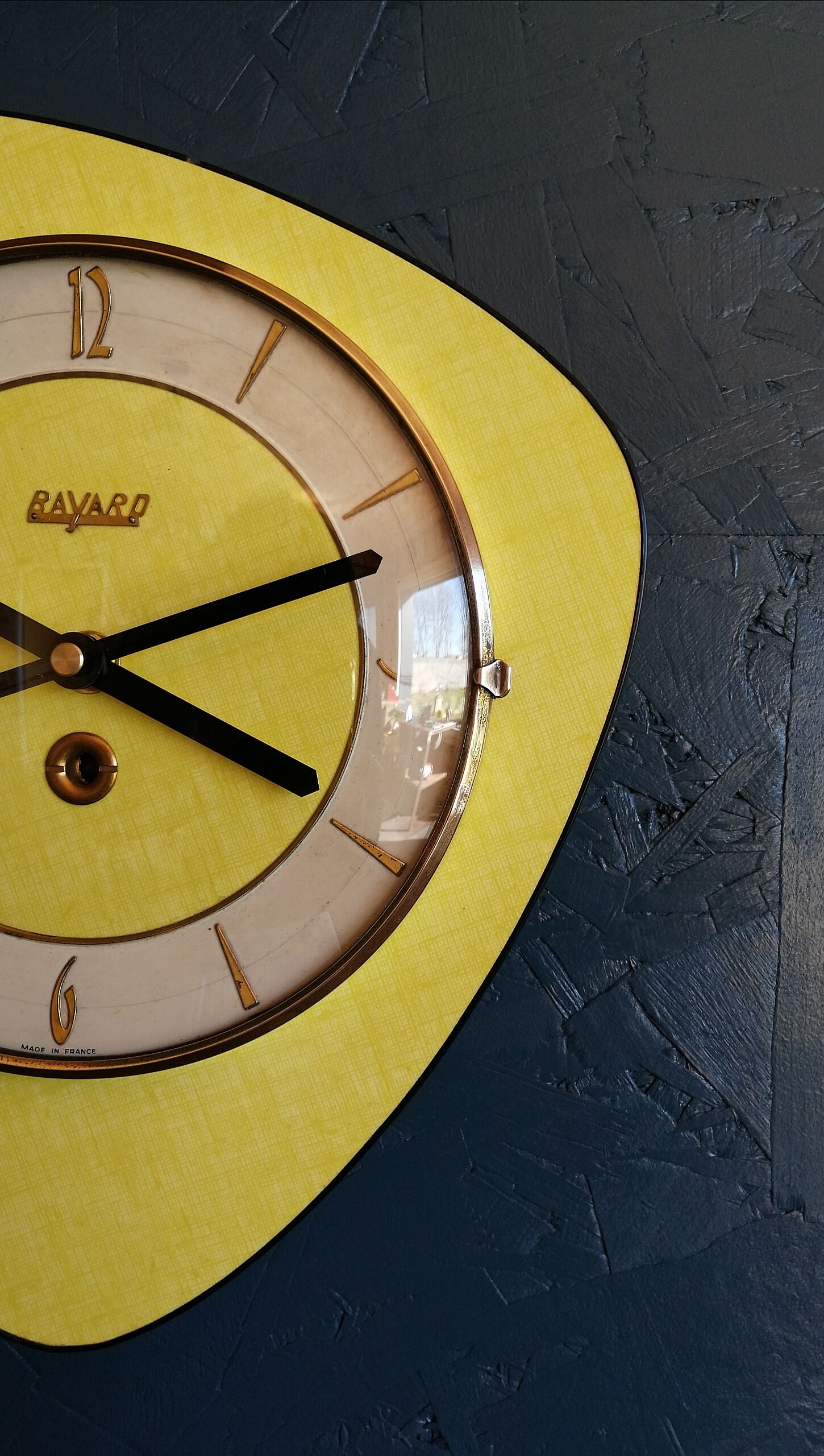 Vintage clock, "Yellow Bayard" wall clock