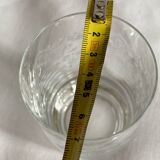 Verres hauts en cristal gravés