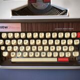 Machine à écrire Brother 1972 Deluxe 1350