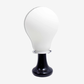 Table lamp in the shape of a bulb all in glass