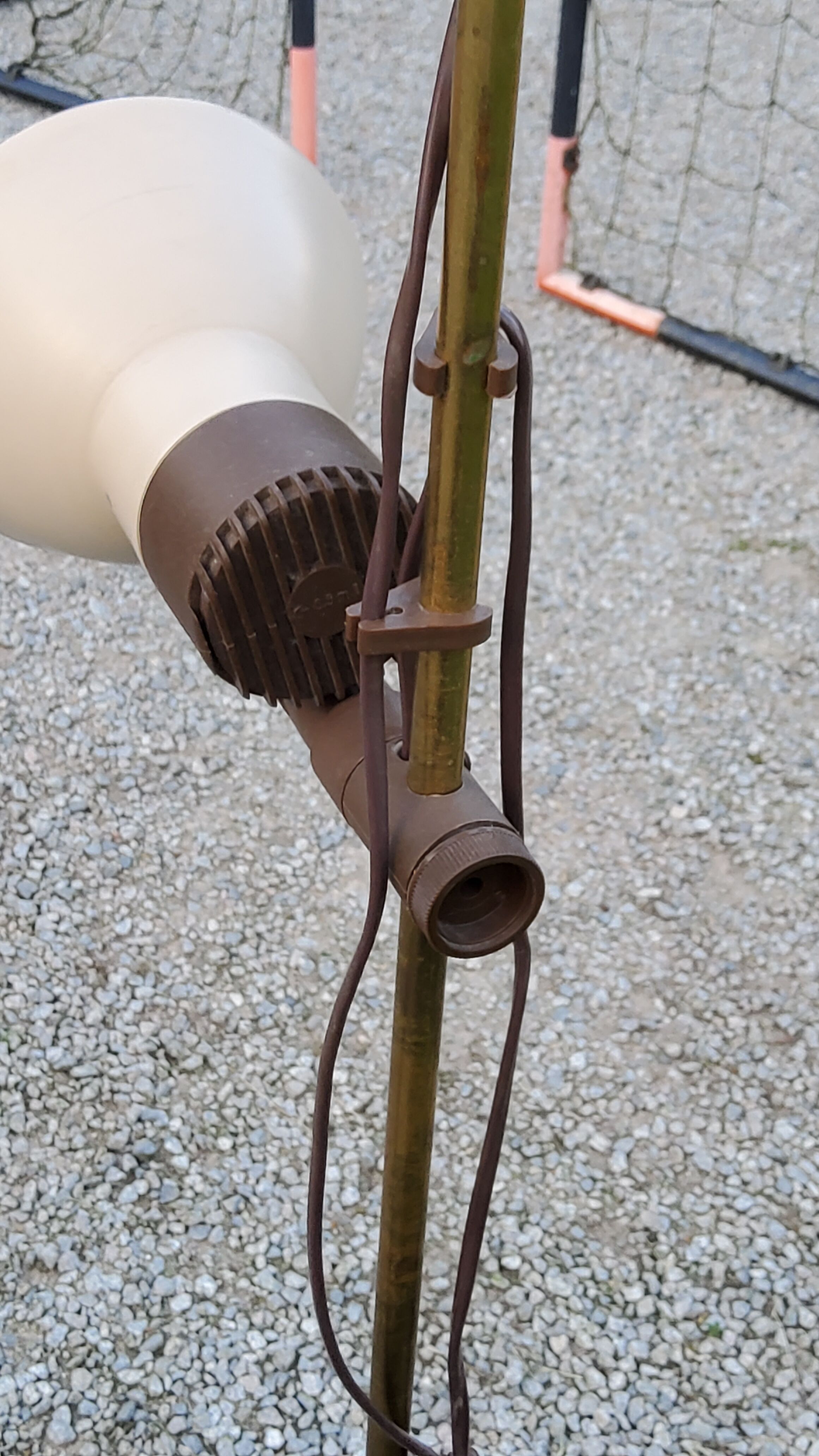 Floor lamp of the 70s in gilded brass lacquered beige metal and brown plastic 2 spots