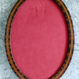 Oval hanging frame in marquetry
