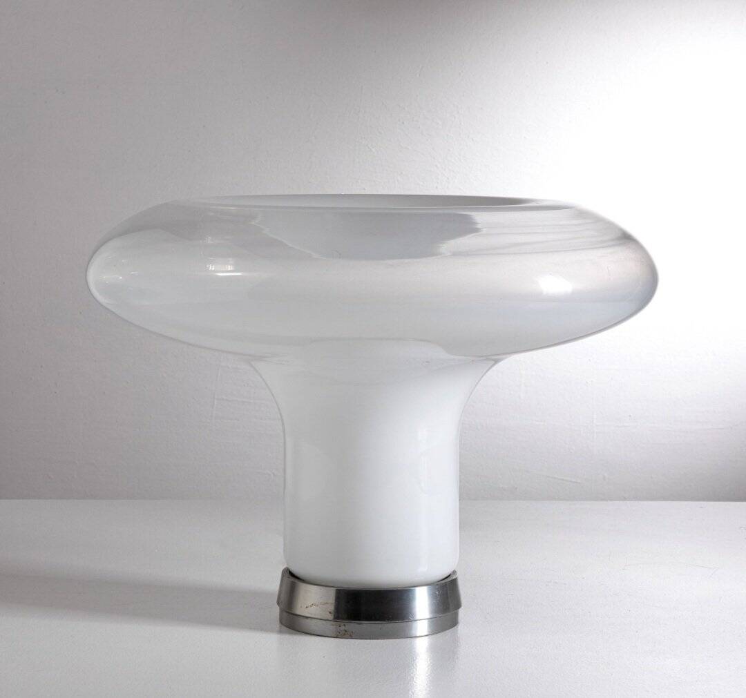 Lampe de table design années 90 modèle Lesbo Angelo Mangiarotti pour Artemide