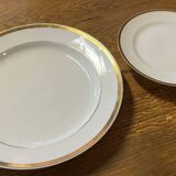 Paris porcelain: 2 large dishes with gilded highlights from the late 19th century