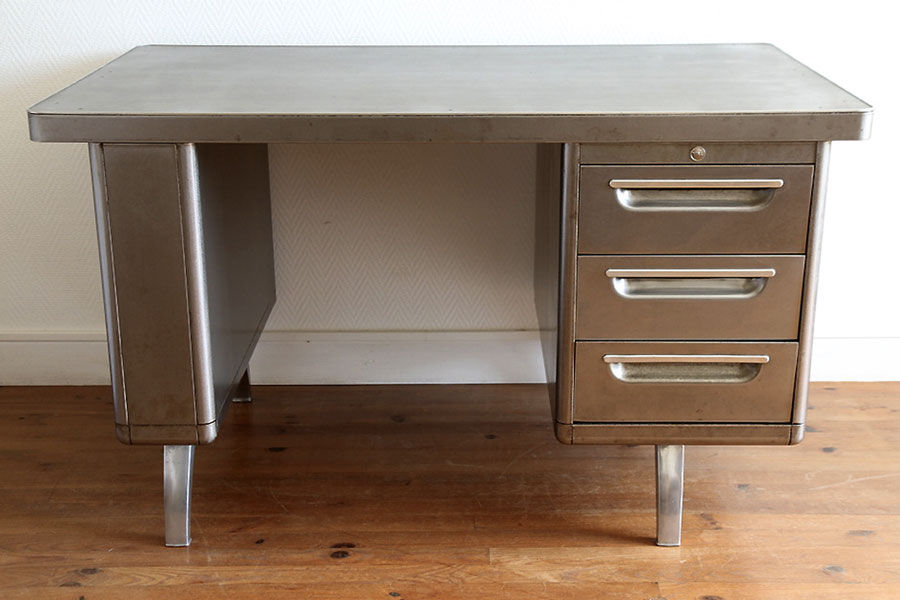 Industrial metal trade office pickled YAC