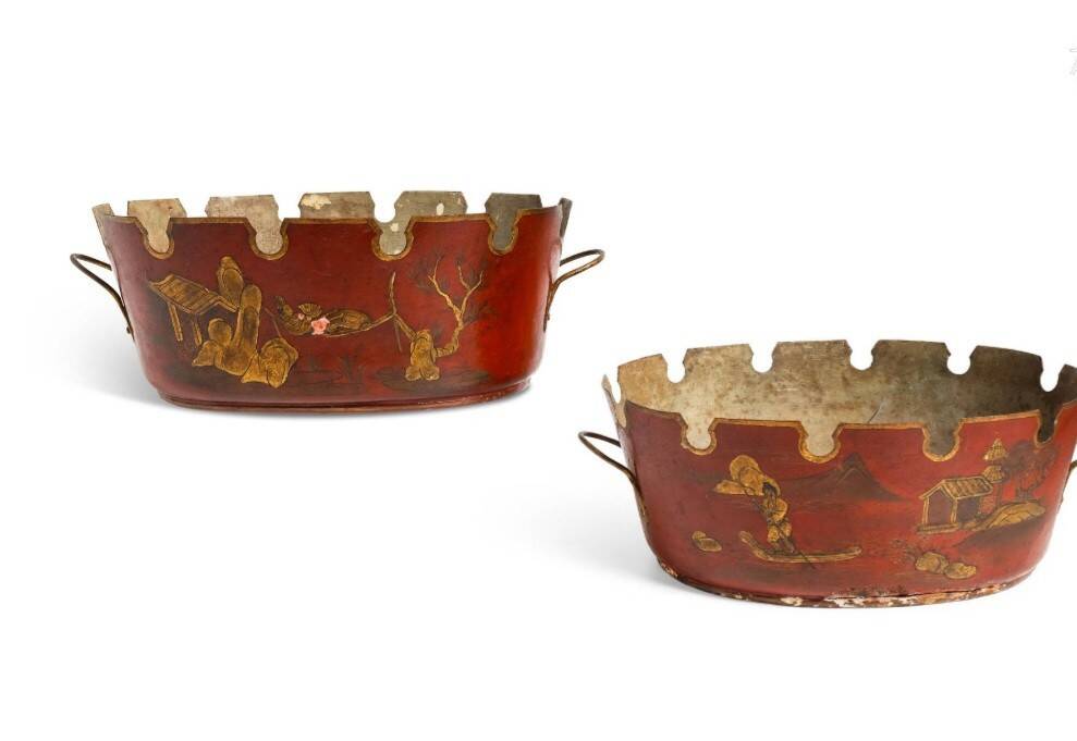 PAIR OF PAINTED METAL GLAZING PANELS FROM THE LOUIS XV PERIOD
