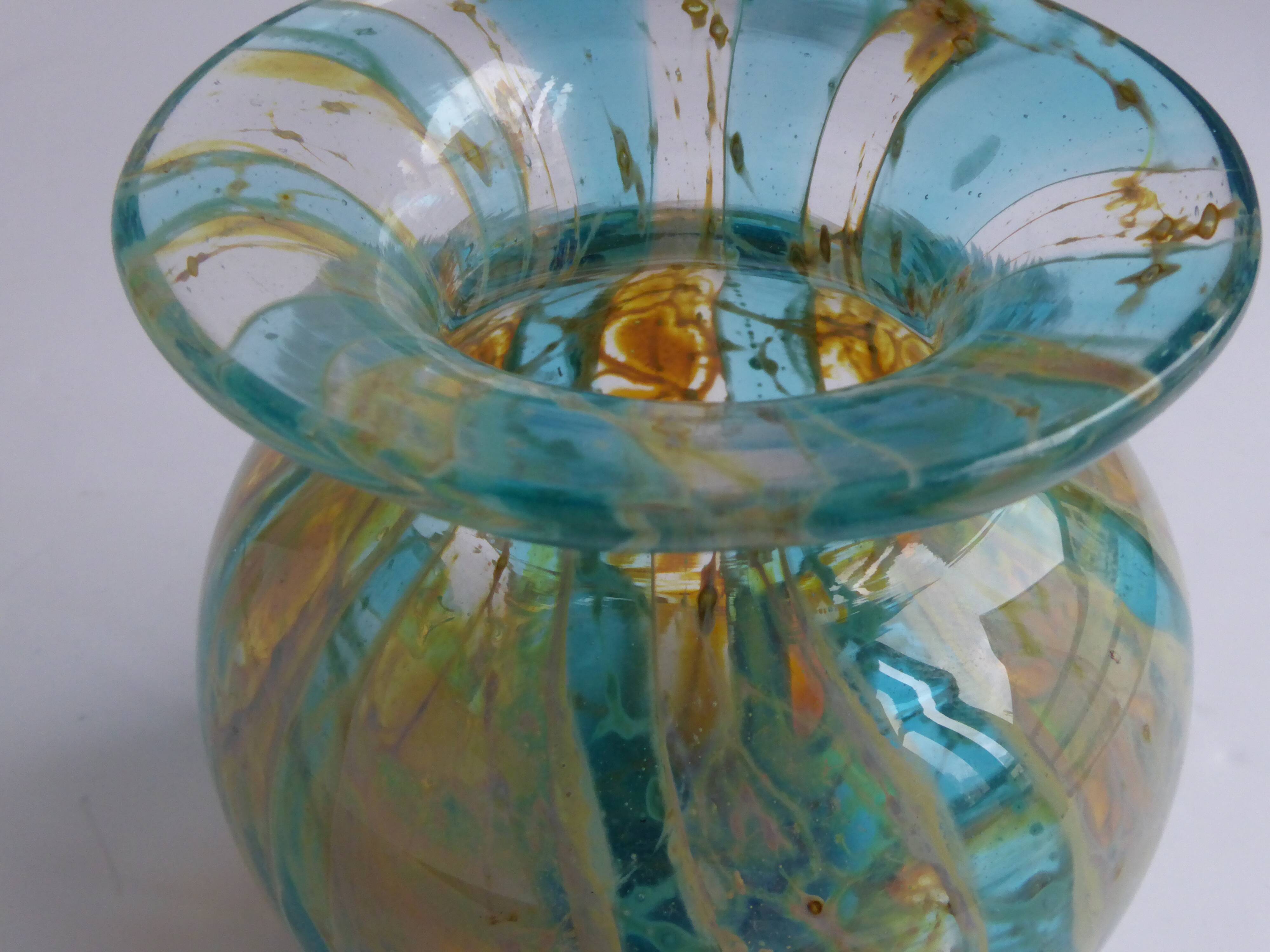 Small molino blown glass vase