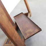 Cloakroom coat racks