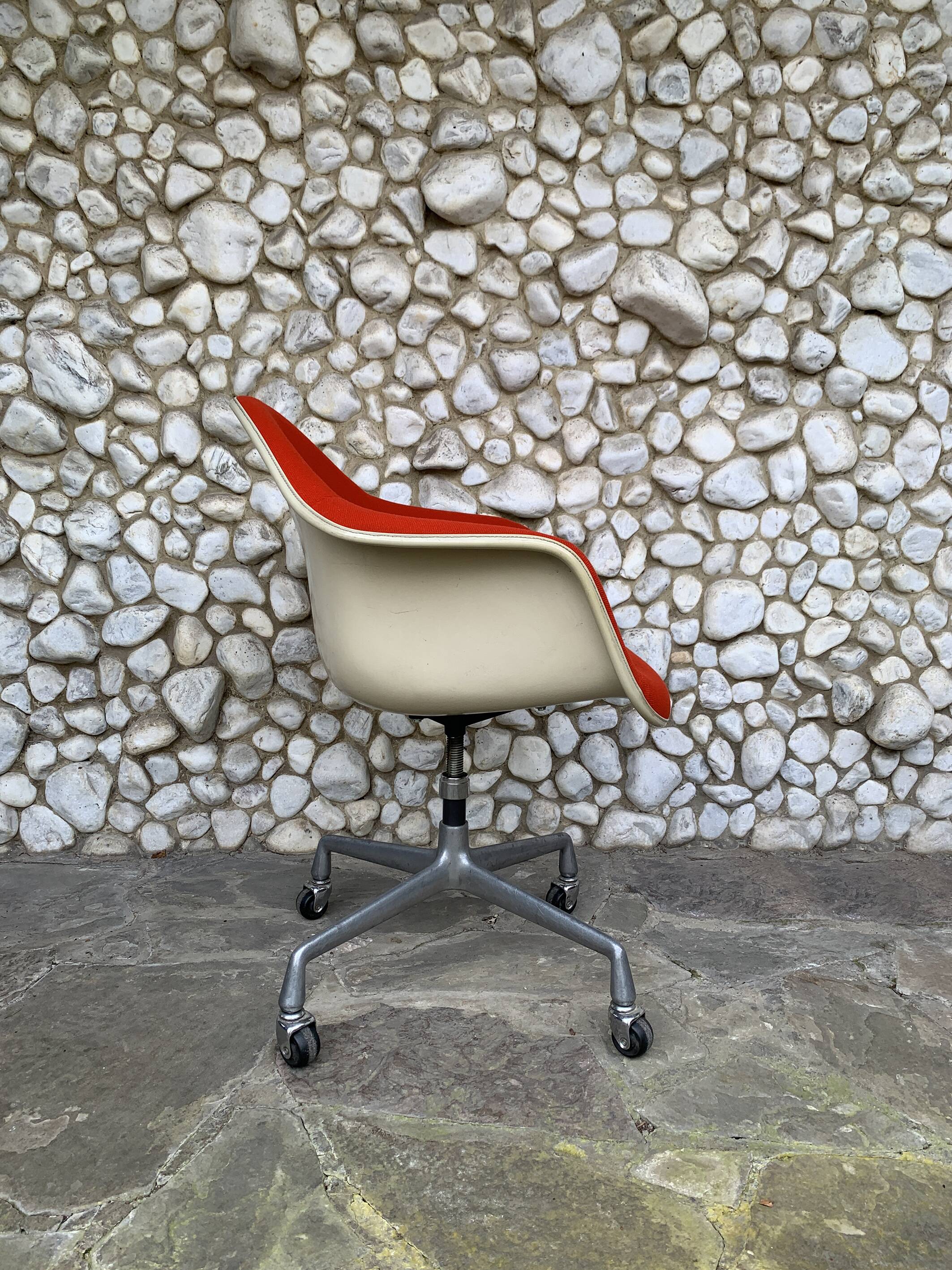 Eames PACC armchair on casters Herman Miller by Vitra 1970