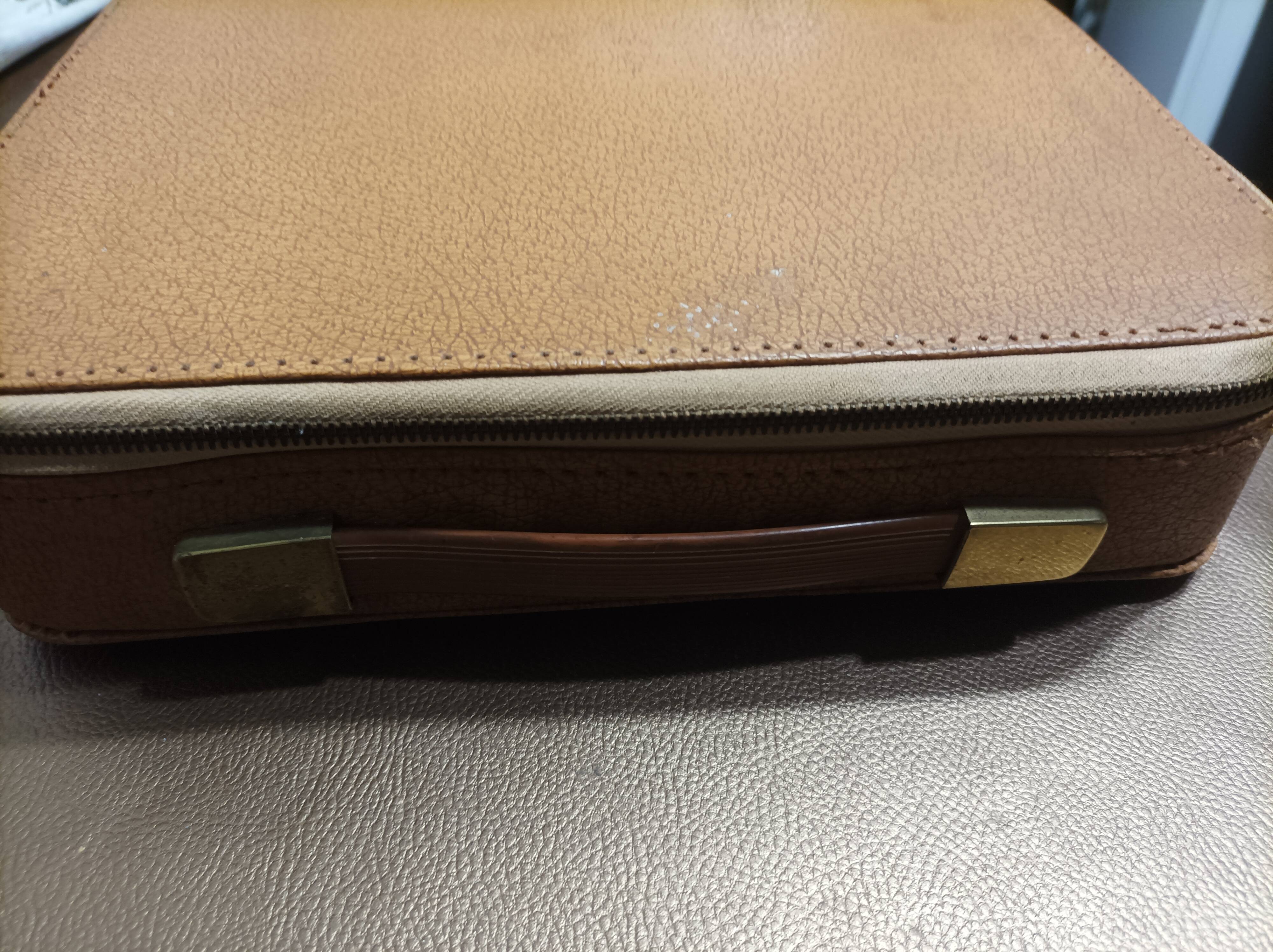 Vintage Olympia Splendid 66 machine + bag + manual
