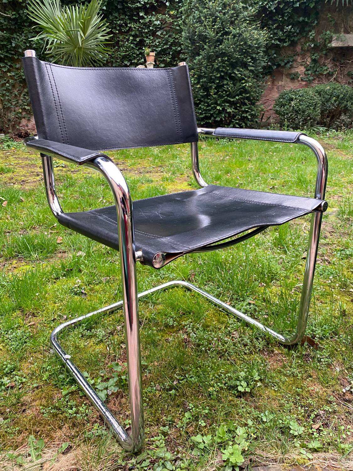 Lot of 4 modernist chairs in the style of MG5 Matteo Grassi circa 1980
