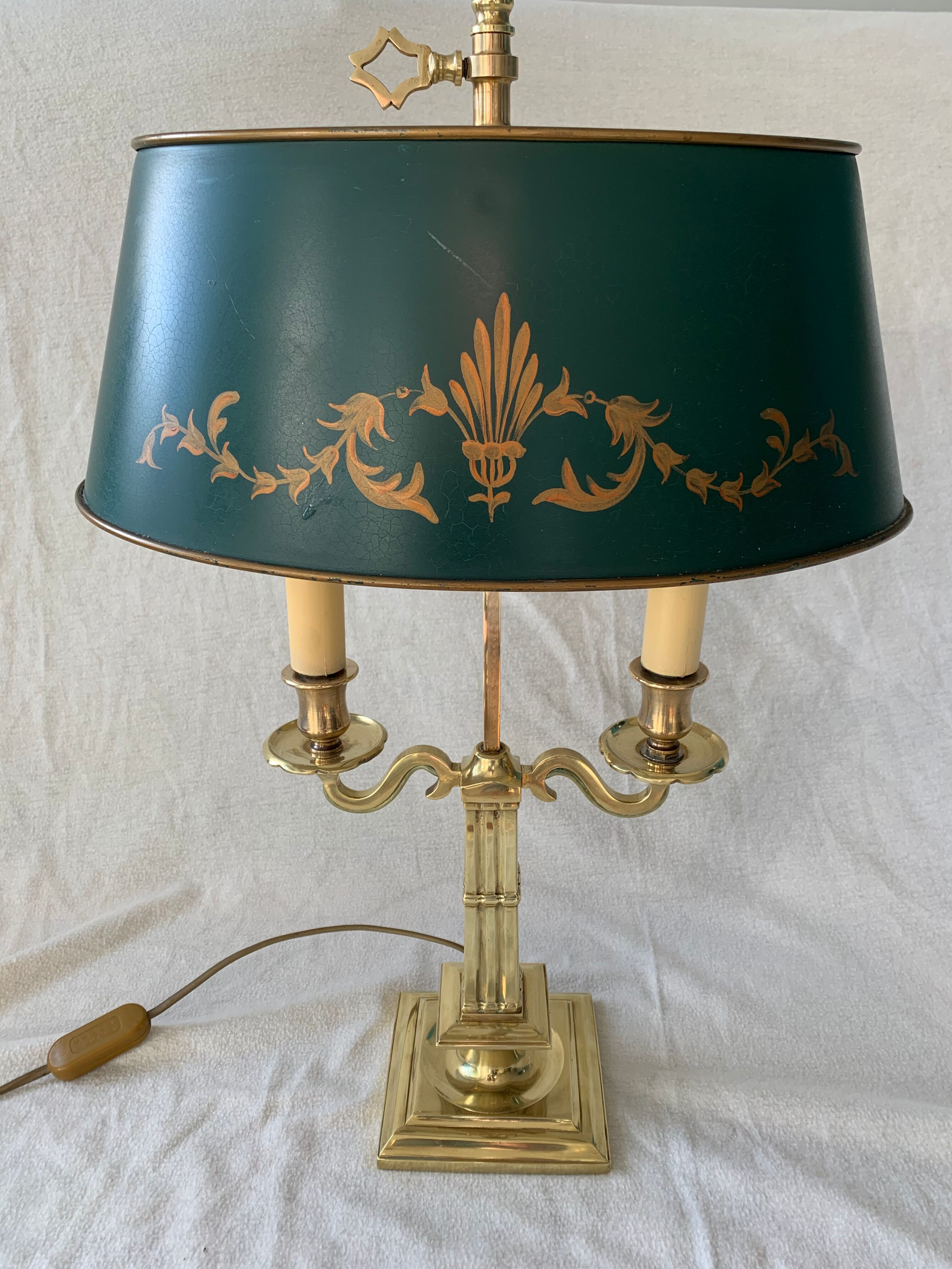 Lucien Gau's gilded bronze water bottle lamp Directoire style, 20th century
