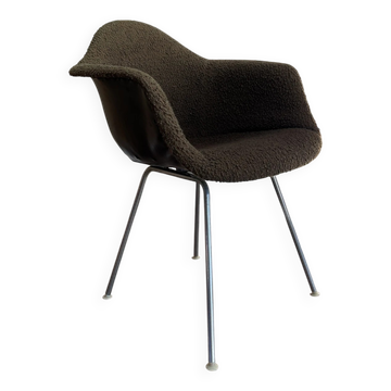Vintage Herman Miller lounge chair