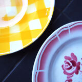 Set of 6 assorted plates