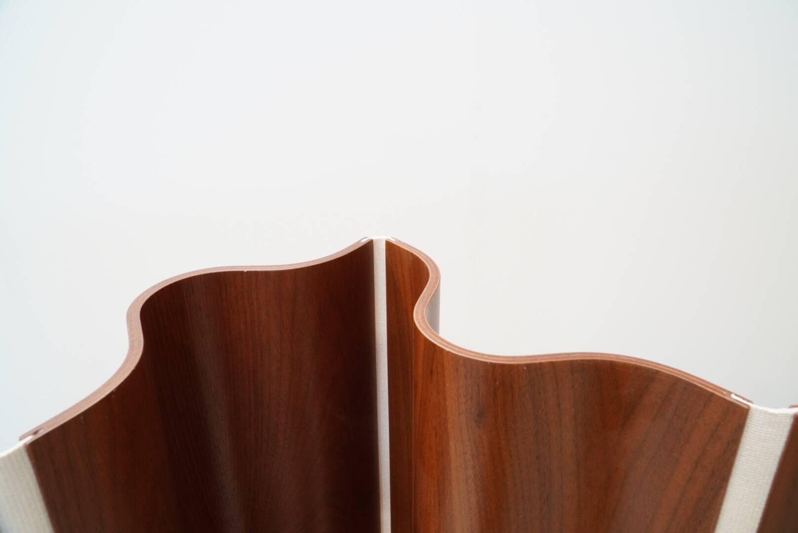 Charles et Ray Eames, paravent en noyer pour Vitra