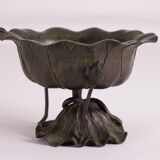 Empty Bowl Japanese Pocket On Piedouche In Lotus Ikebana with The Frog