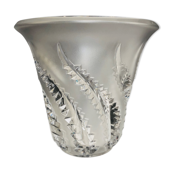 Vase aux fougères
