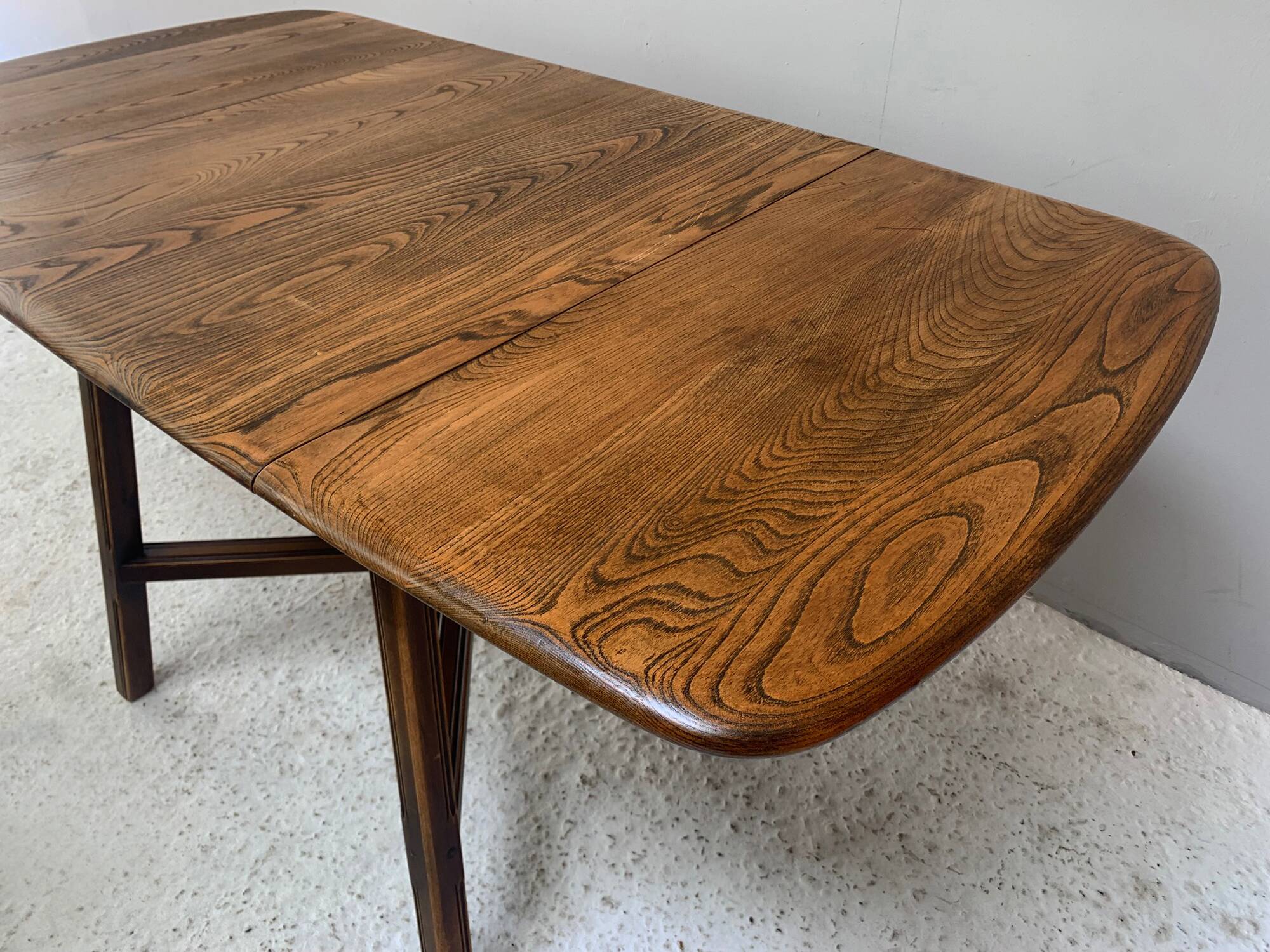 Ercol 1950’s ‘Old Colonial 377” Blue Label Drop Leaf Table