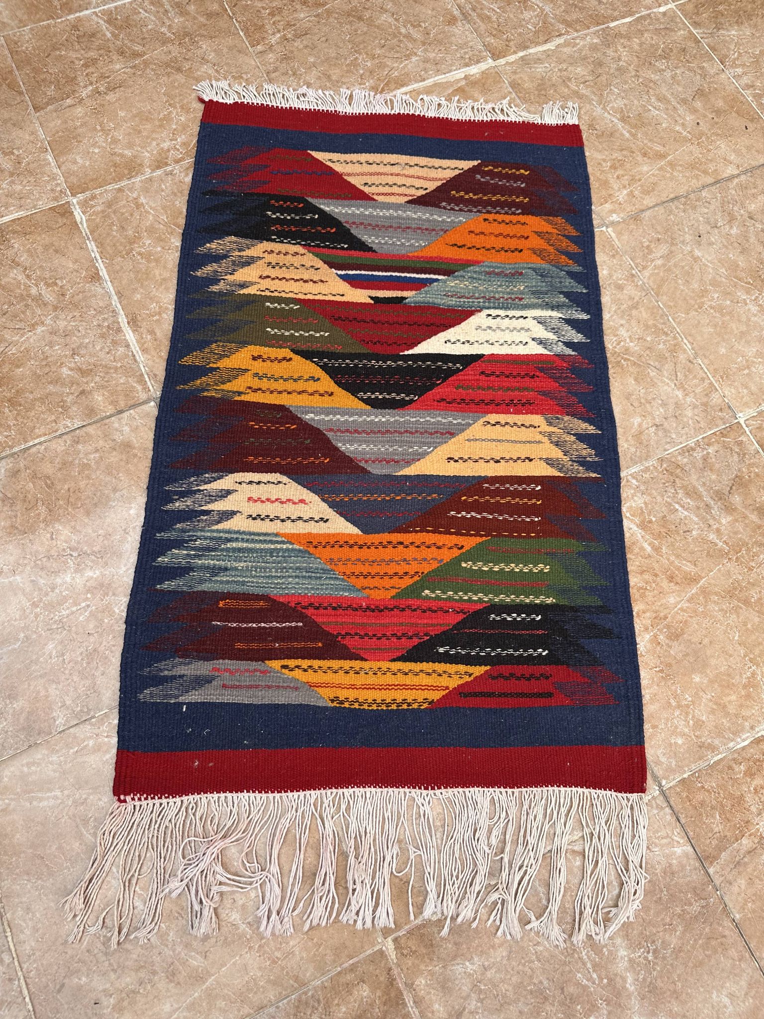 Small Moroccan rug, kilim picaso, flat woven rug, decoration