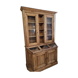 armoire  vitrine de magasin