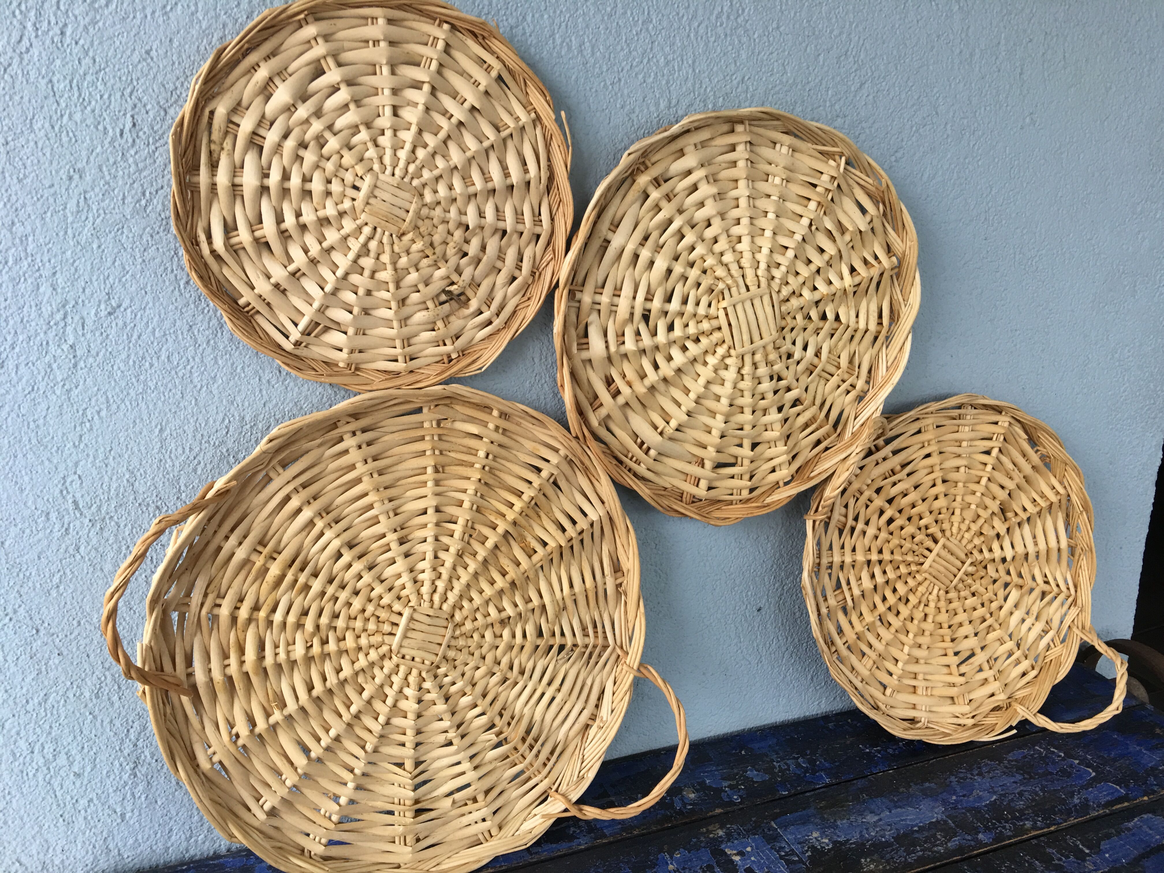 Lot de 4 plateaux rotin