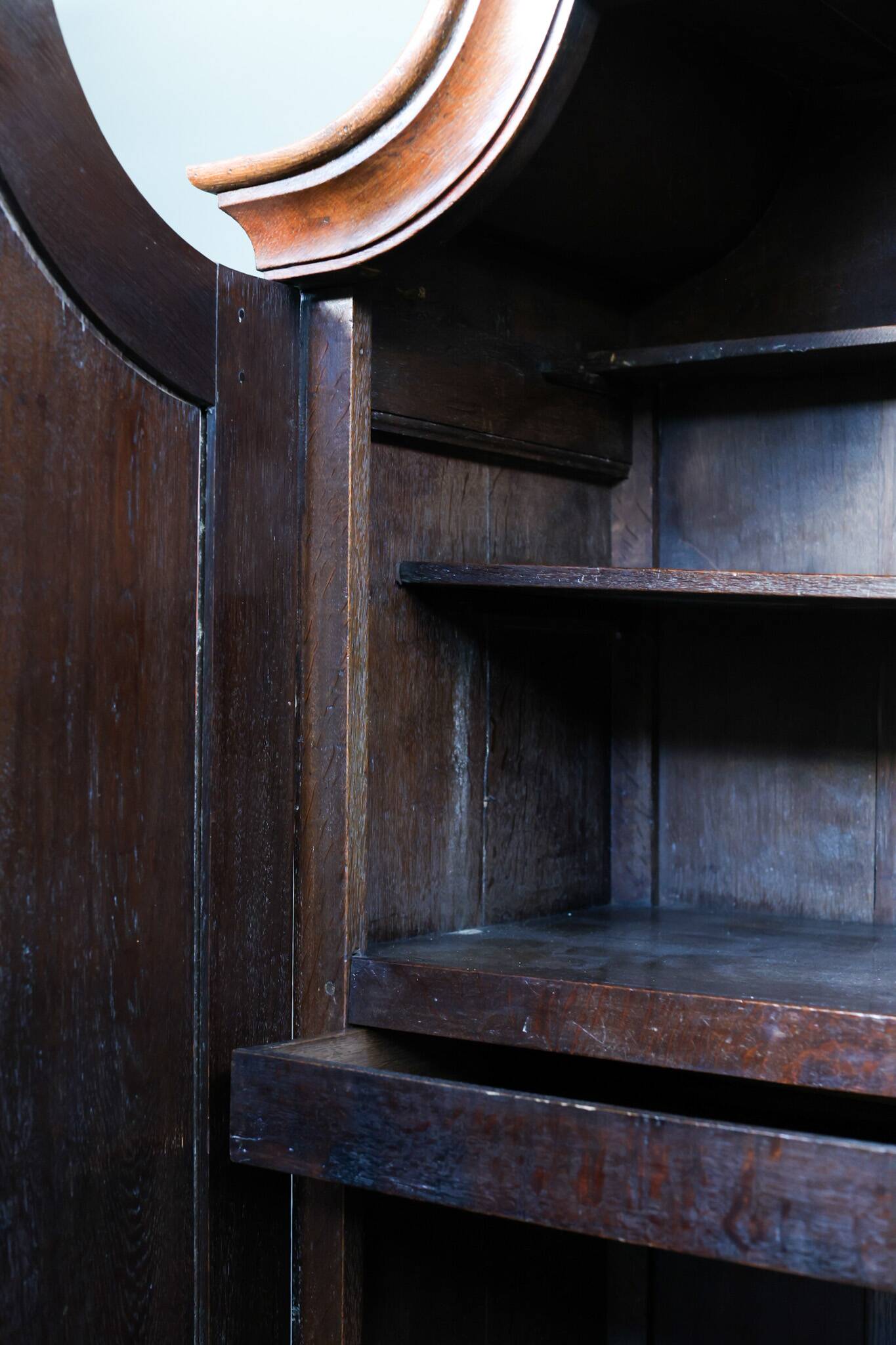 Bombe armoire hollandaise xviiie siècle