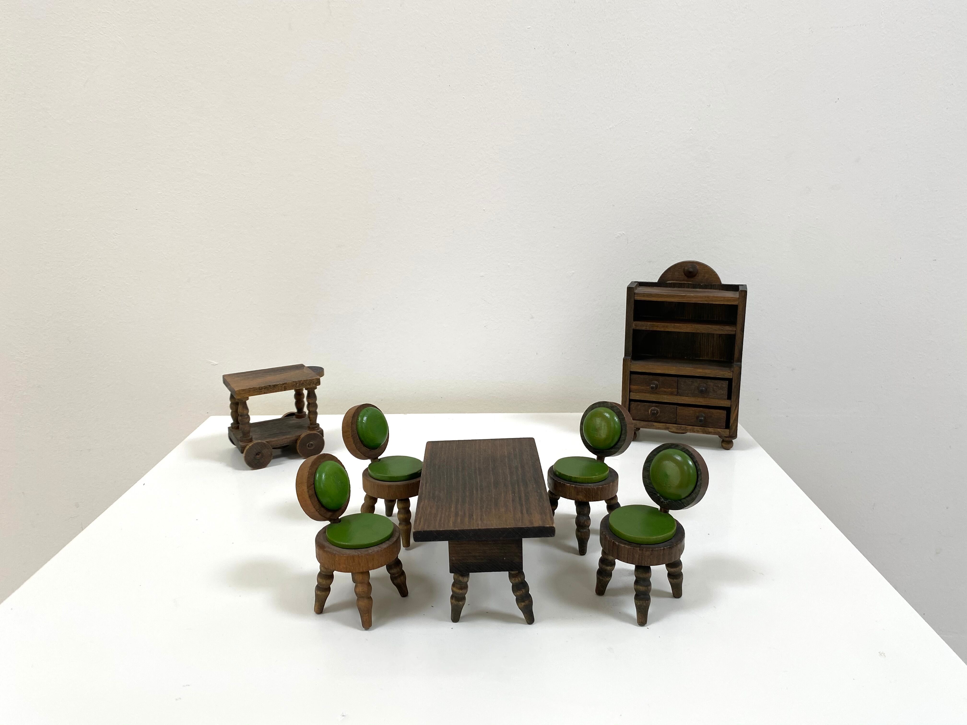 Vintage dollhouse furniture