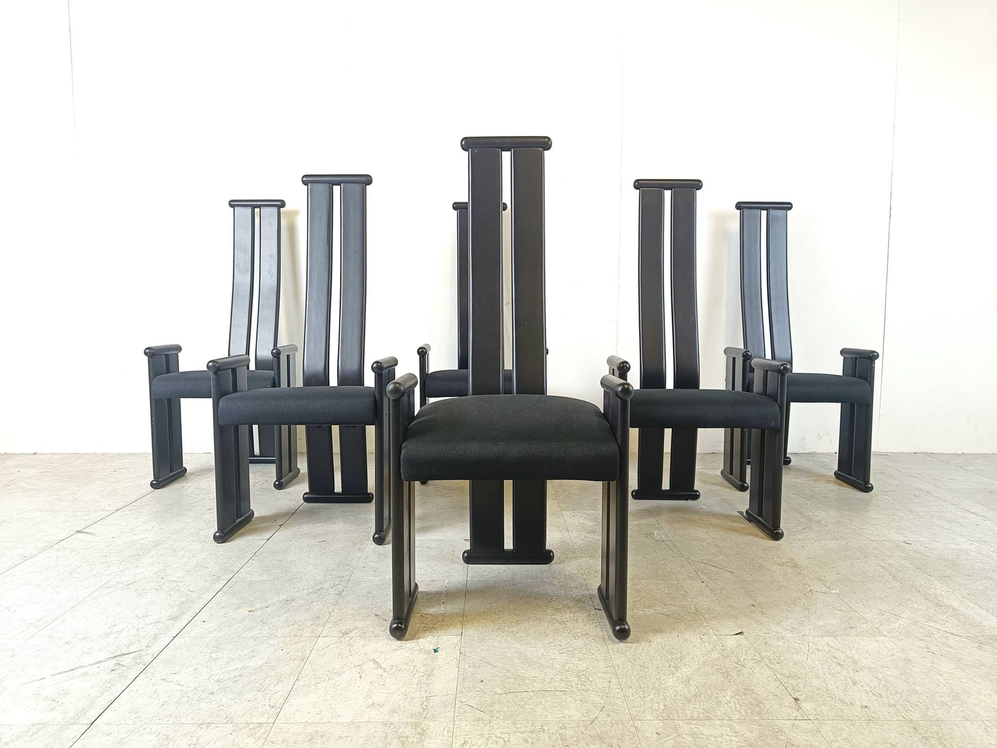 Chaises de salle à manger vintage post-modernes, années 1970