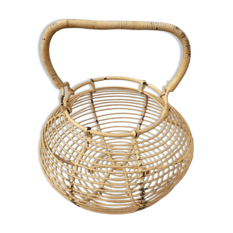 Vintage egg basket