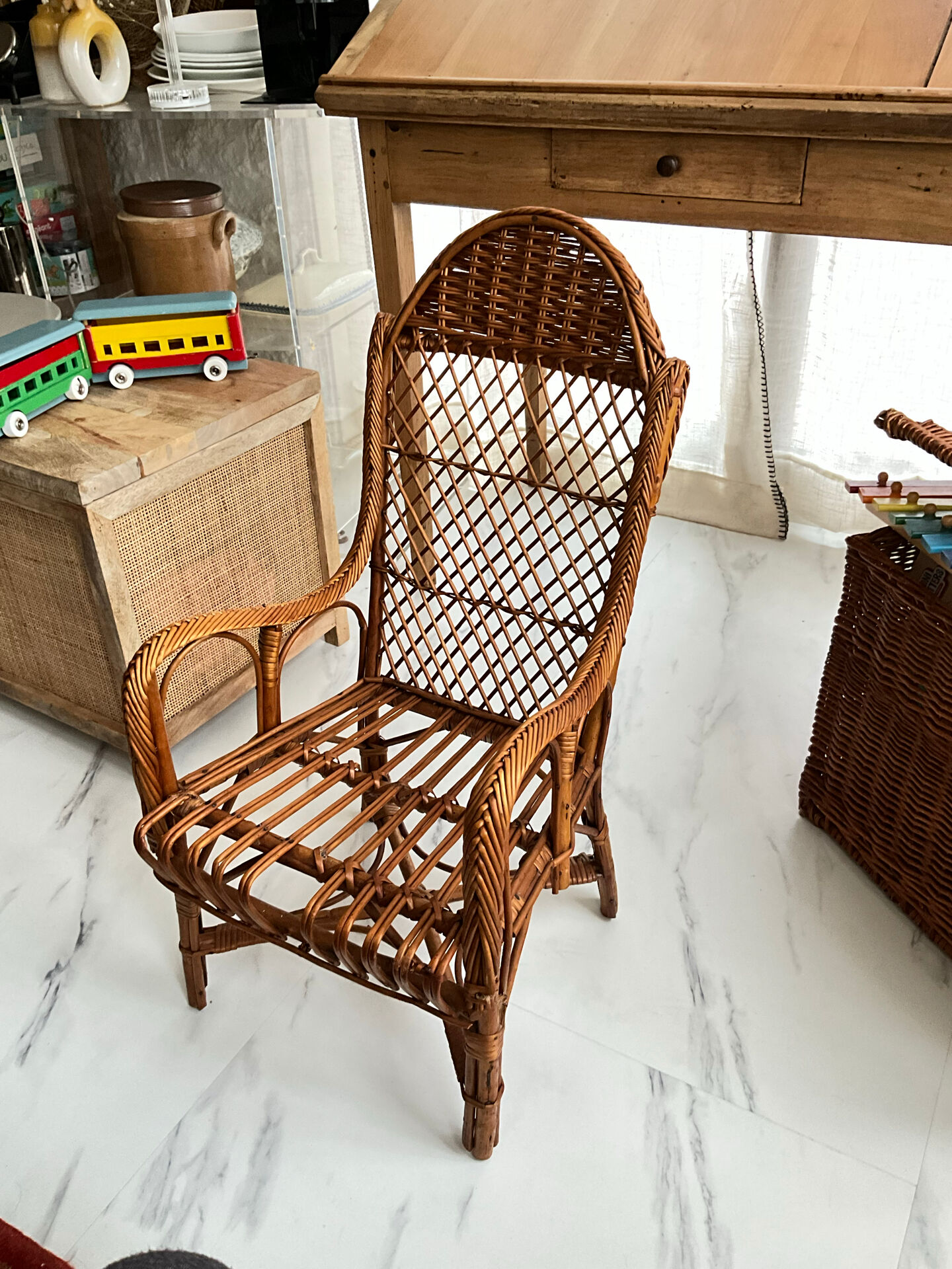 Fauteuil enfant rotin dossier haut