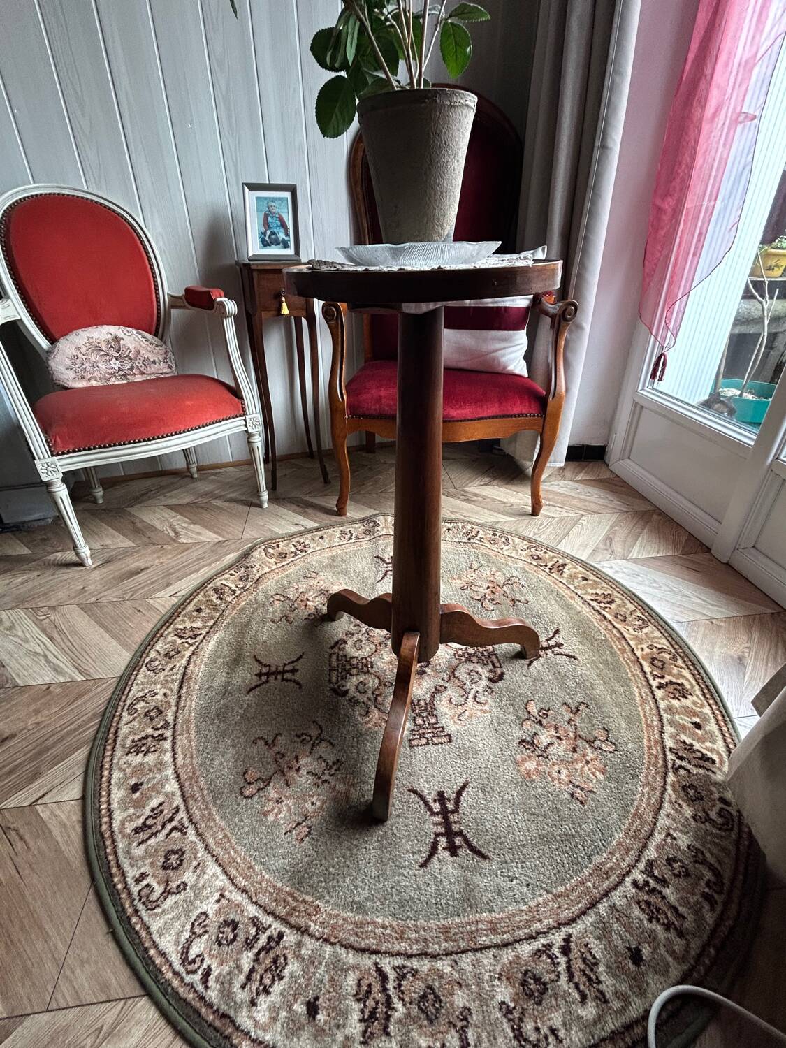 Old Empire period side table / stool