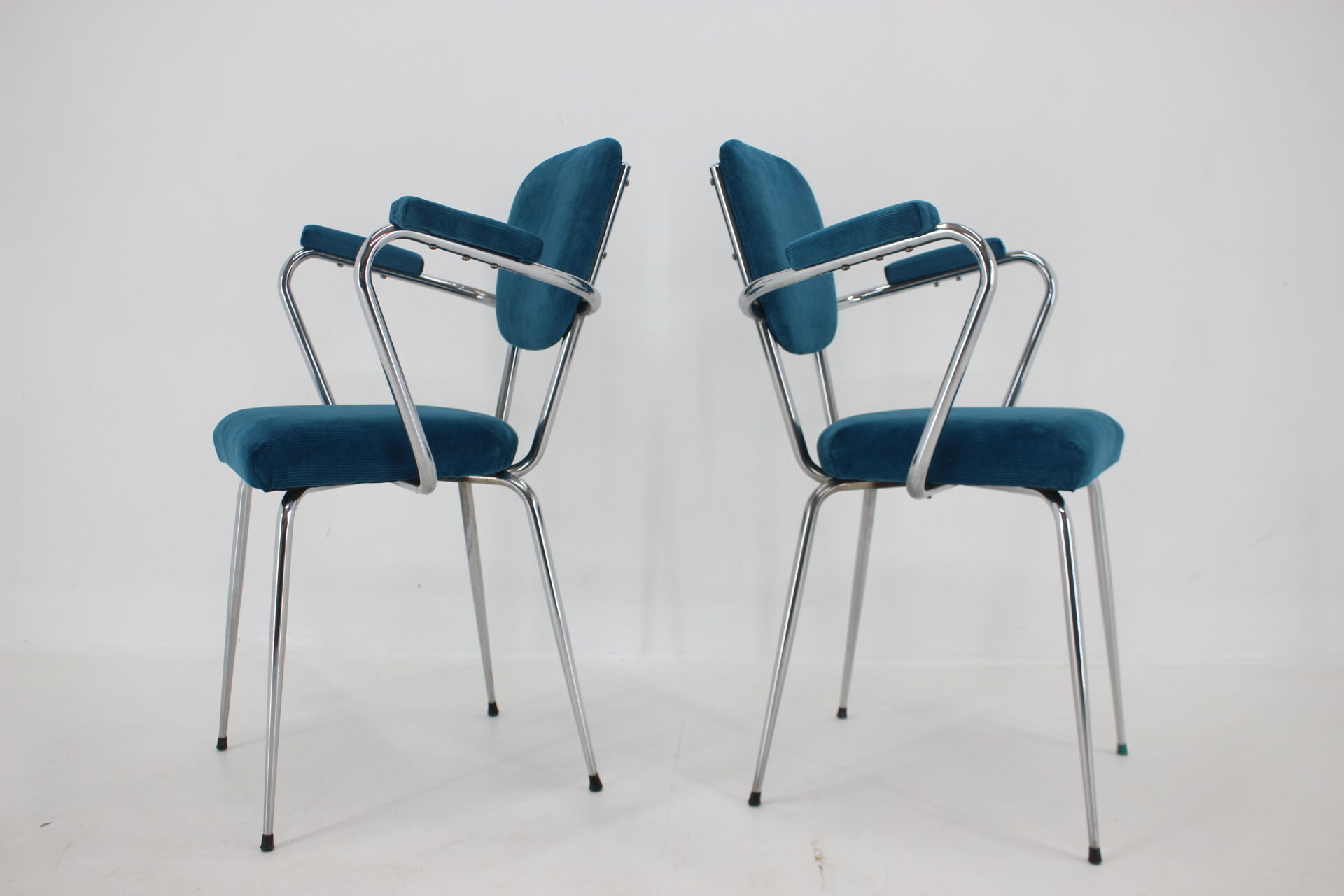 1960s Pair of Italian Armchairs in Corduroy