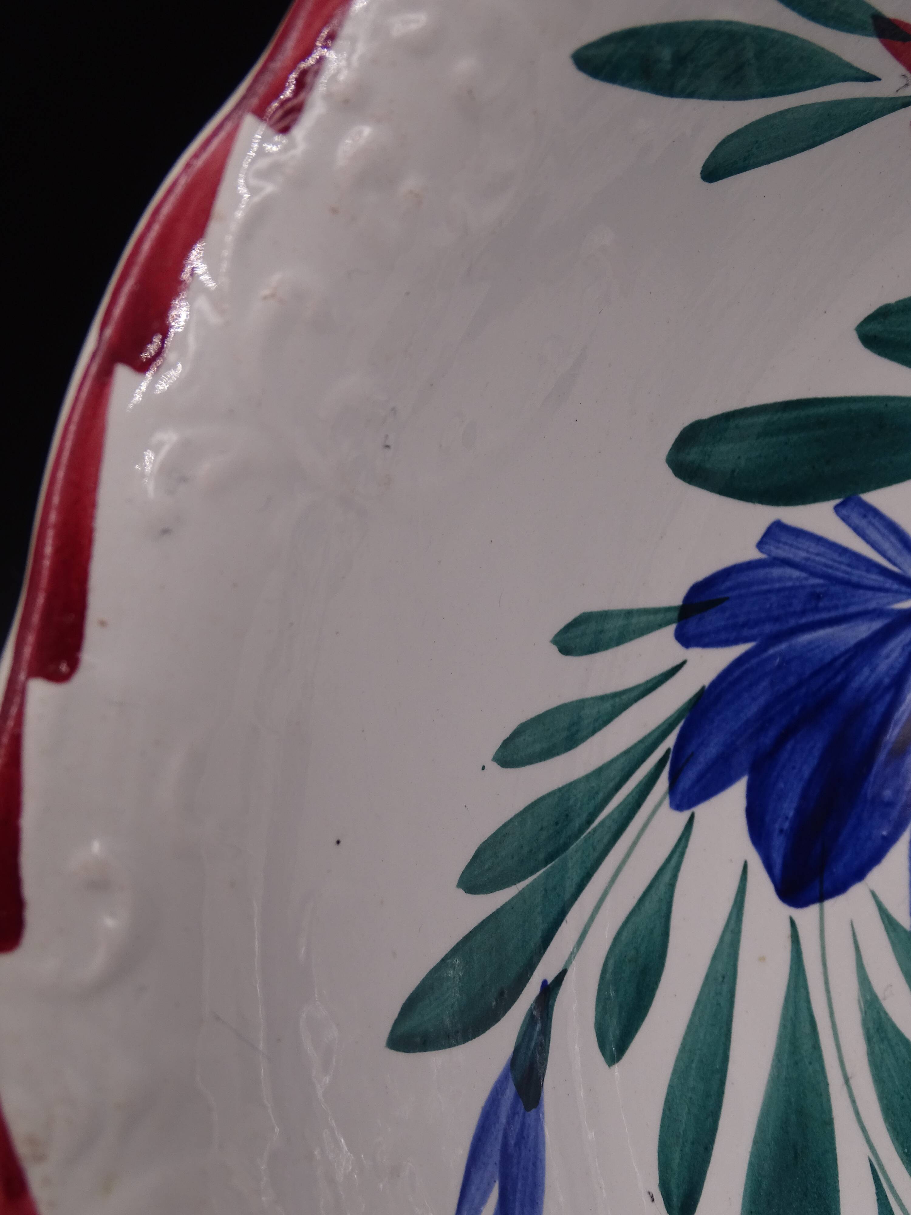 Large earthenware bowl of Moulin-des-Loups - Floral decoration - Around 1960