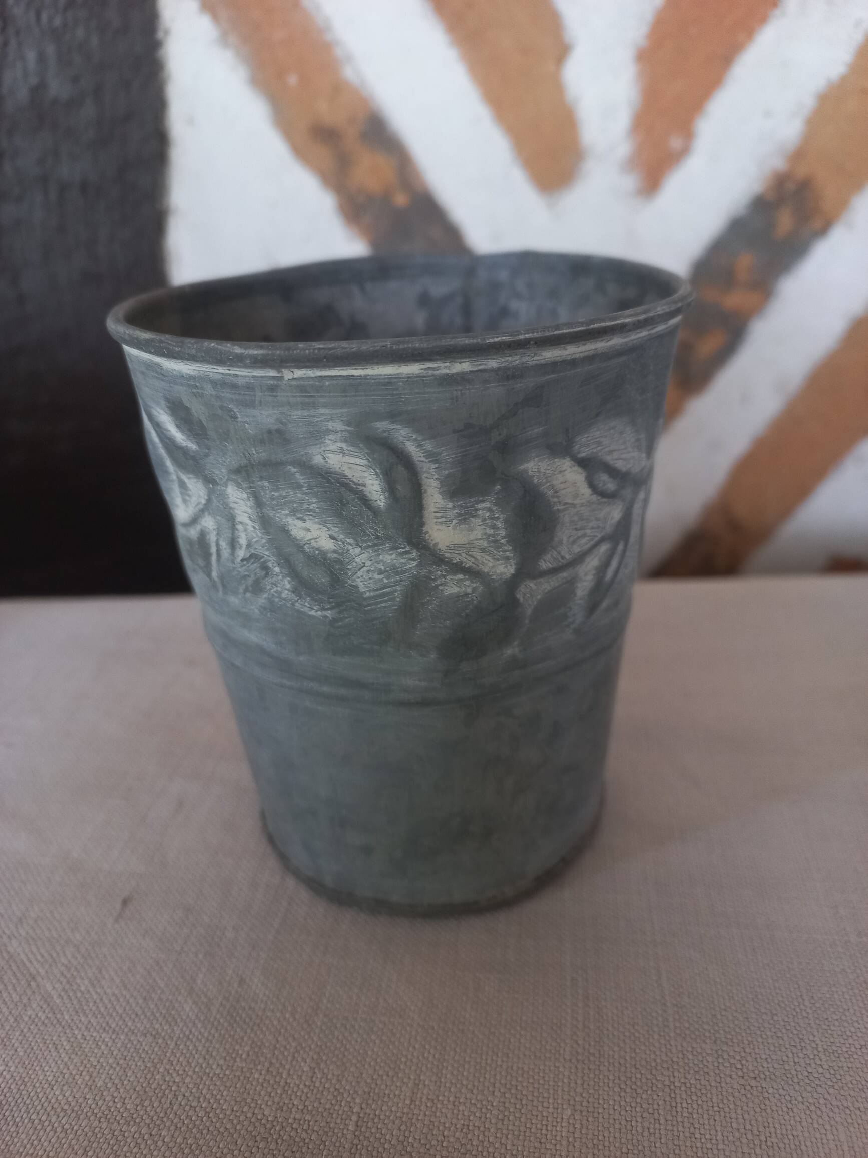 3 small zinc pots