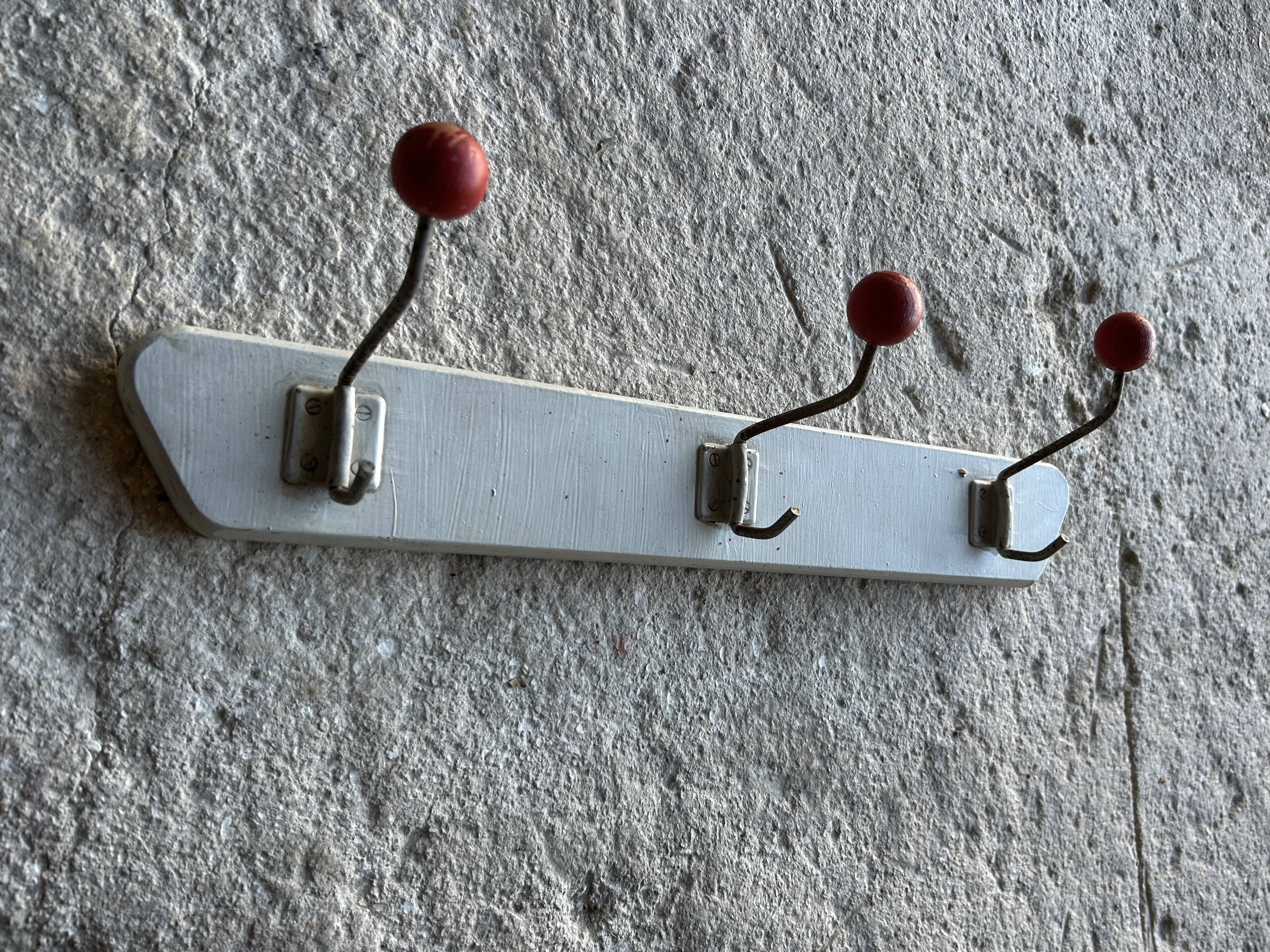 Porte-manteau mural ancien
