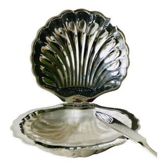 Vintage shell butter dish
