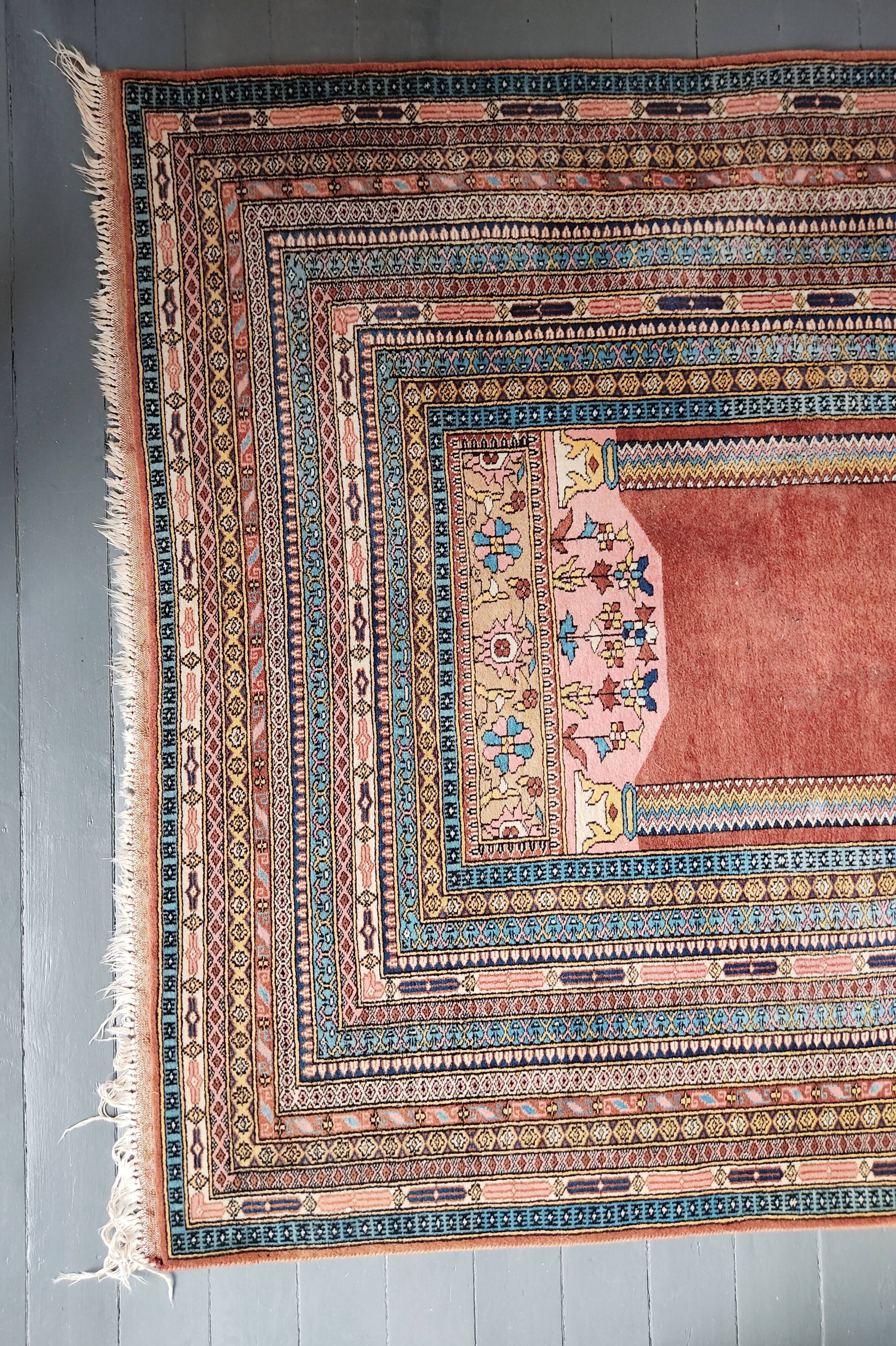 Oriental carpet 129 x 205 cm