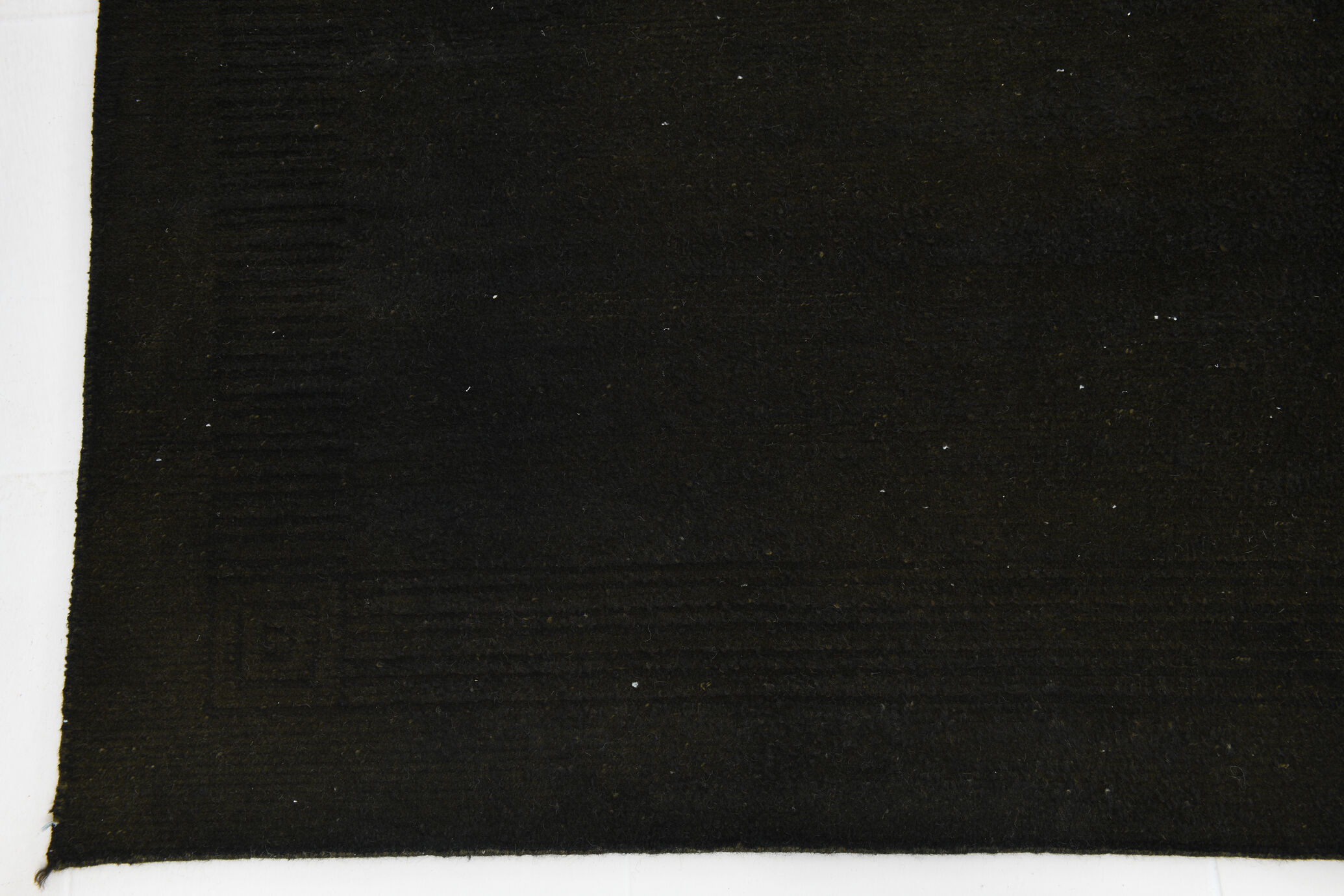 Handmade brown vintage rug 195x288cm