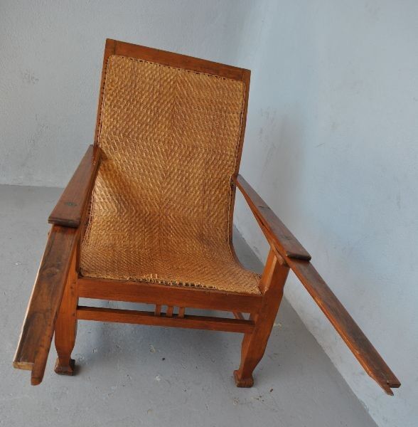 Fake pair of colonial chairs end XIX said planters