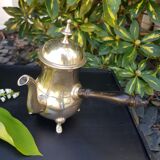 Chocolate maker in silver metal