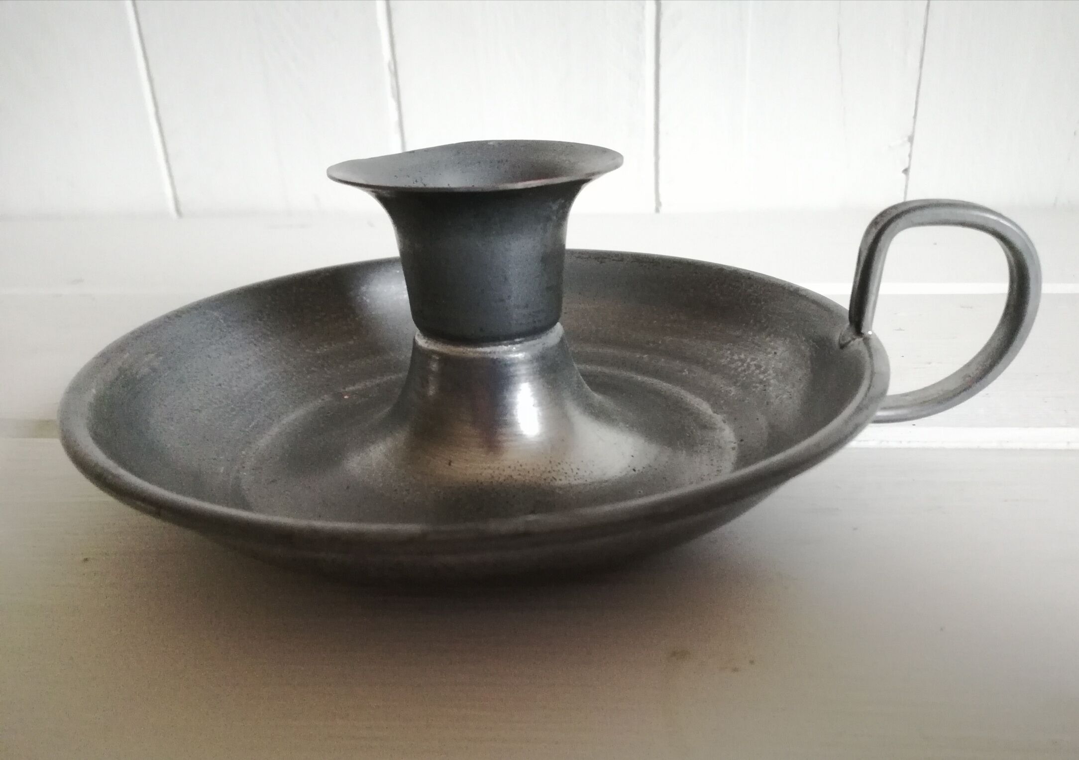 Cellar rat candle holder