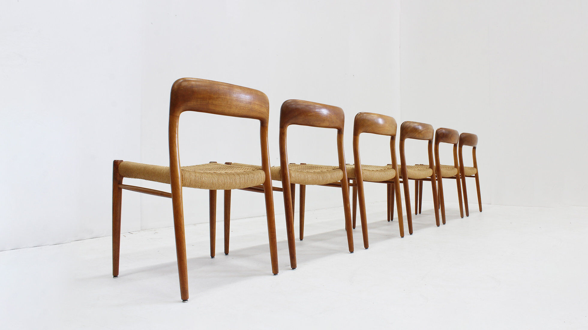 Chaises de salle à manger vintage Modèle 75 par Niels Otto Møller en papercord, ensemble de 6