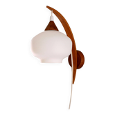 Applique murale avec opaline