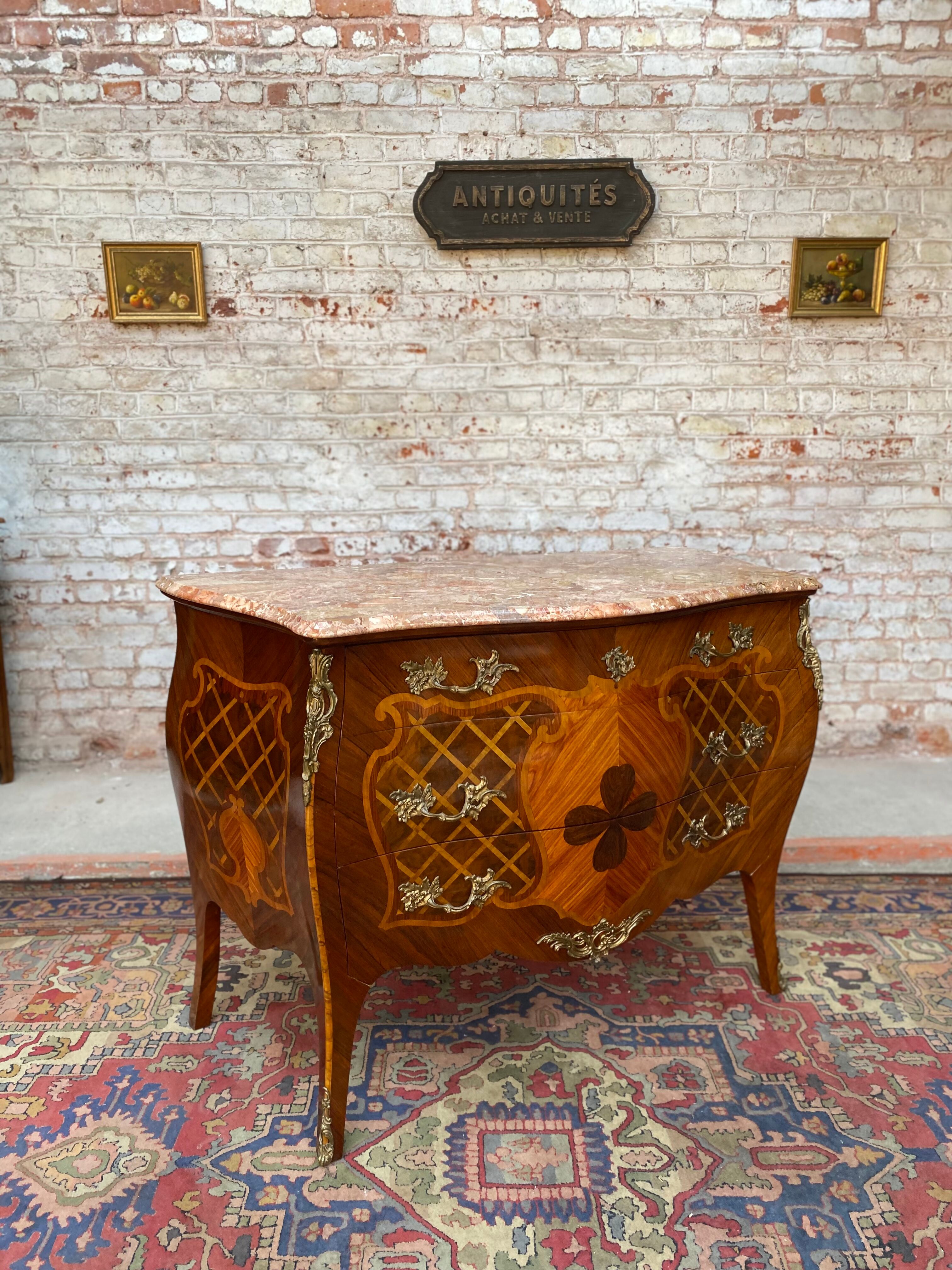 Chest of drawers stamped in marquetry Louis XV style