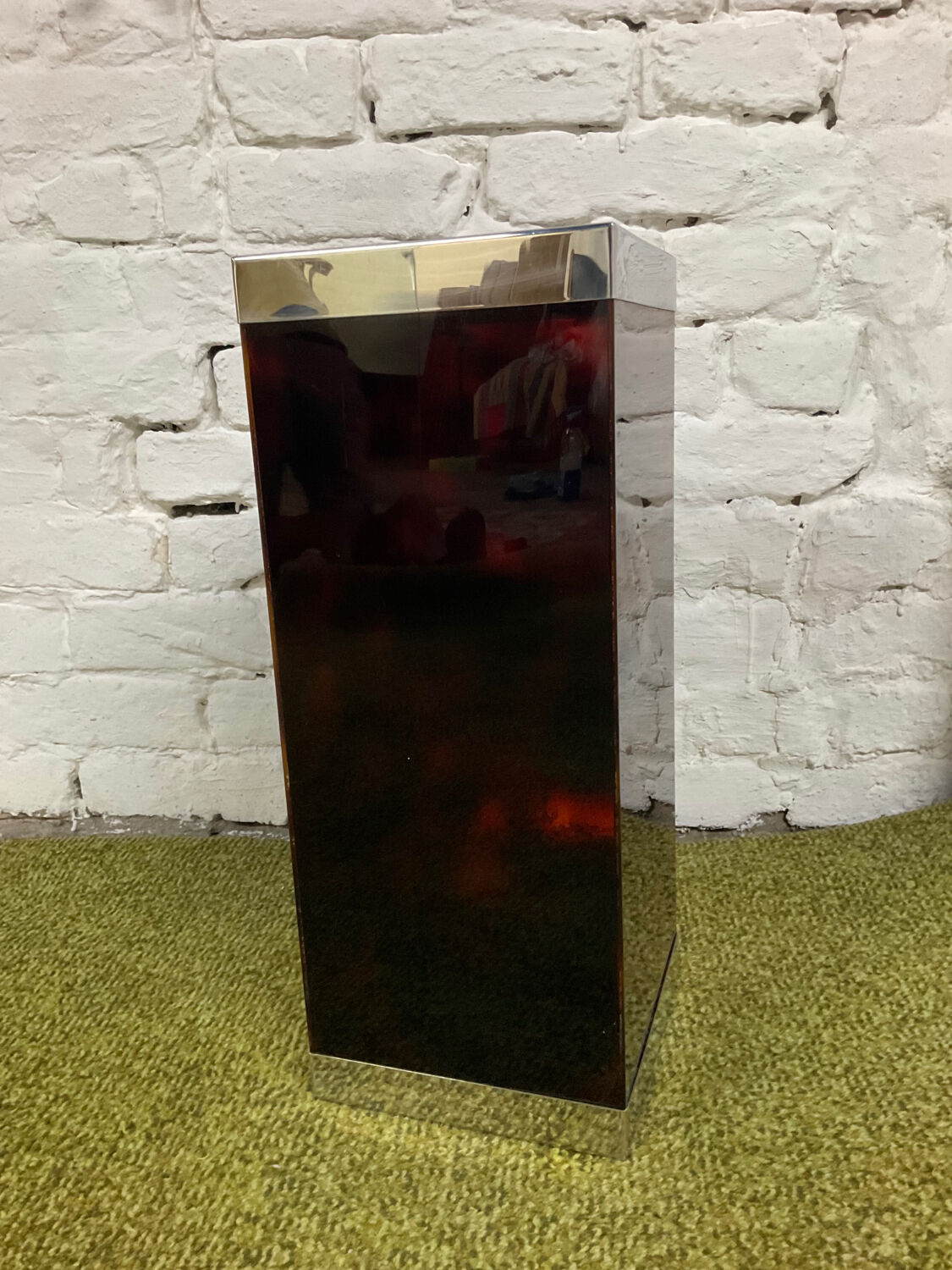 Vintage umbrella door in plexiglass and chrome