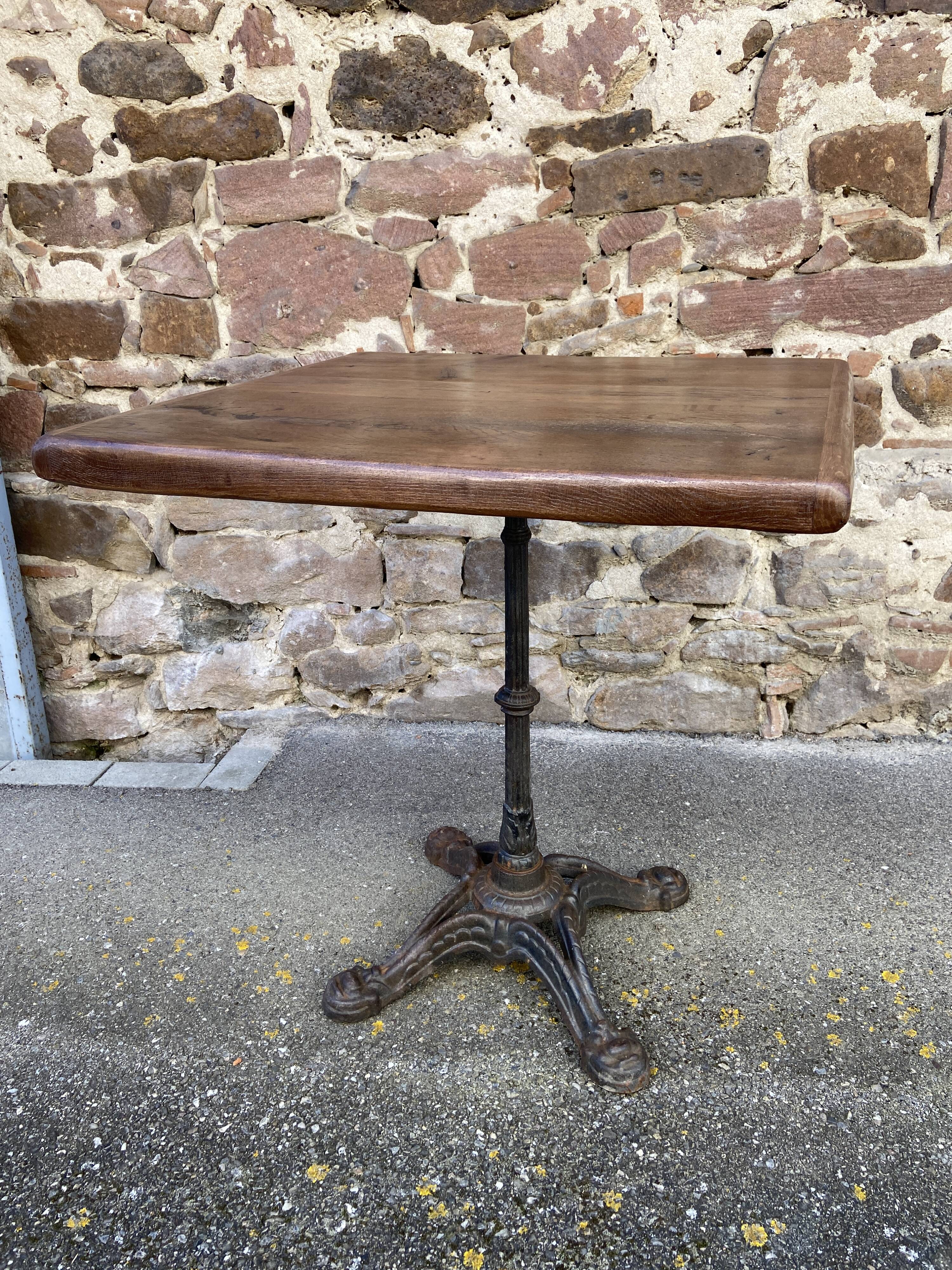 Vintage bistro coffee table
