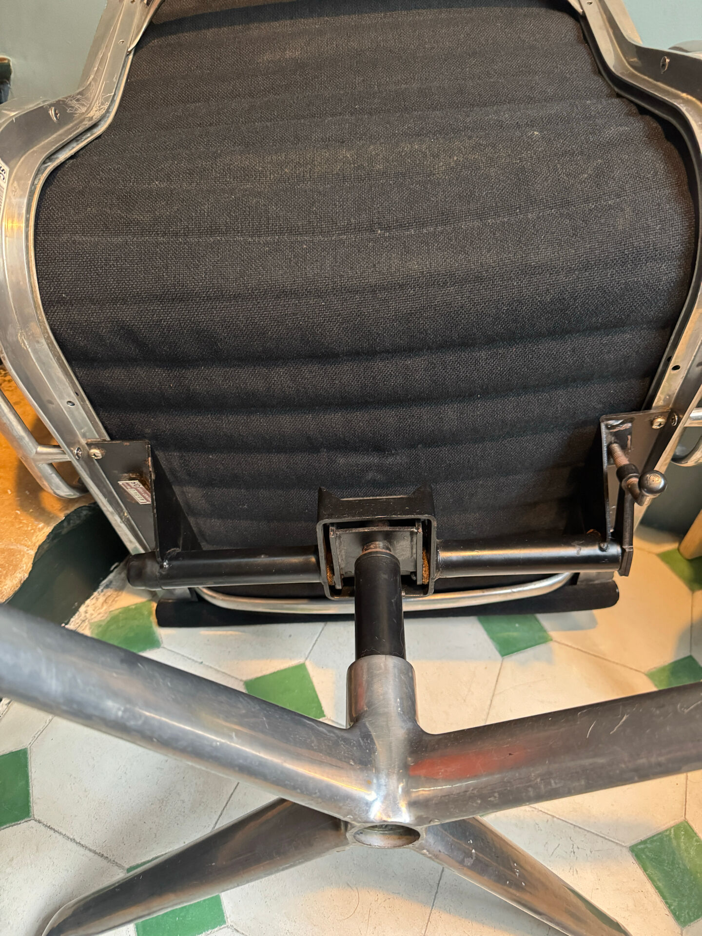 Authentic Eames EA117 Hopsak - Mid-century Yugoslavia