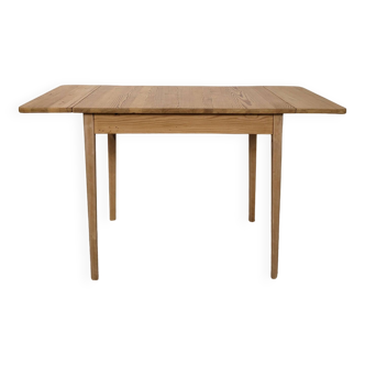 French vintage flap table