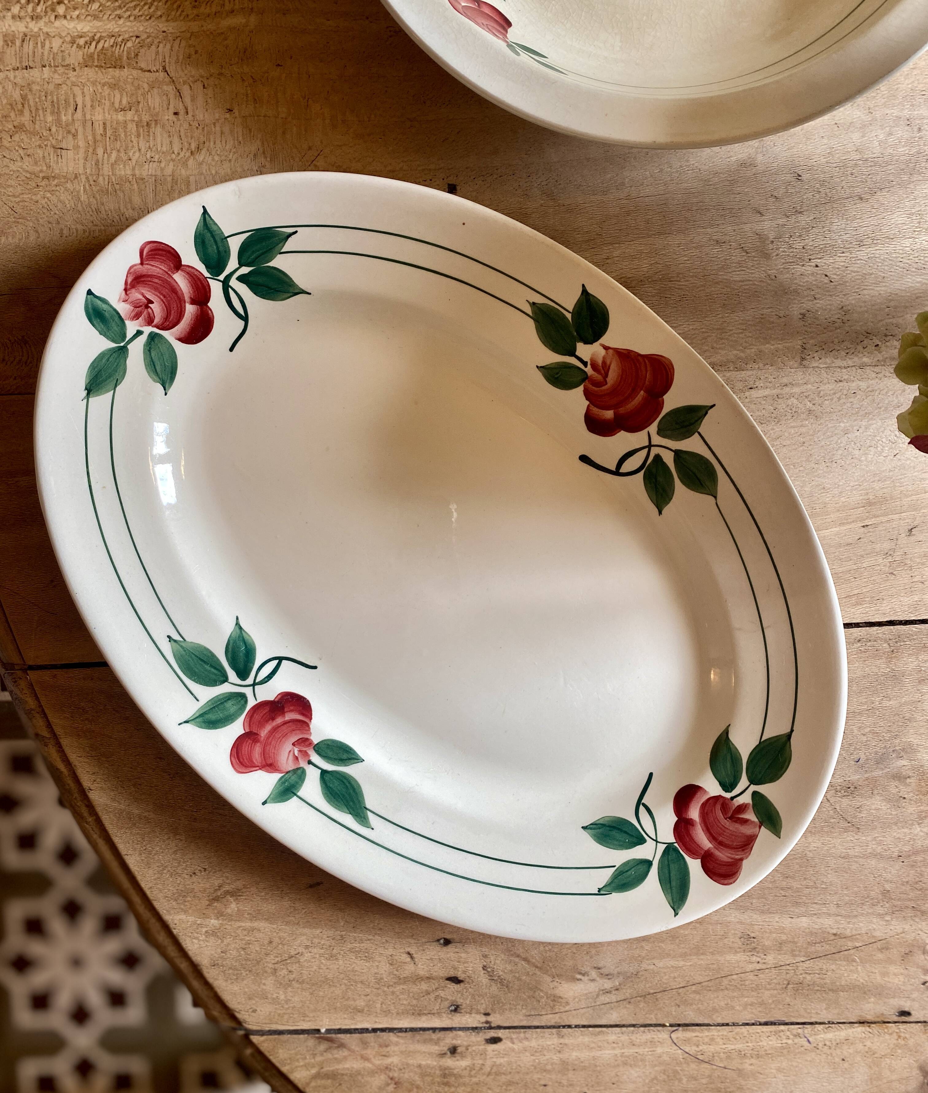 Set of 2 old Mado model dishes